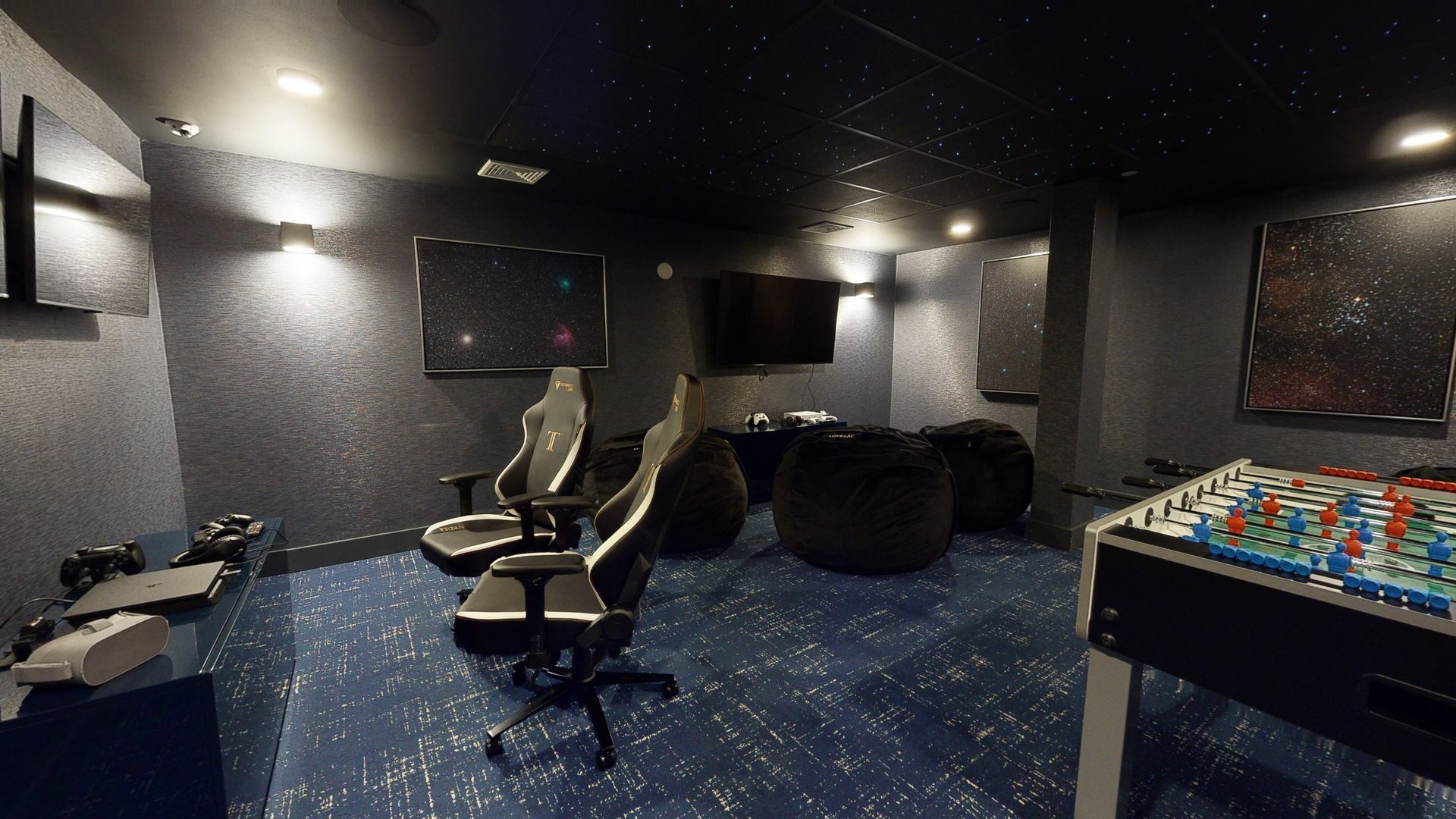 The Maddox Lobby Lounge Alt Text